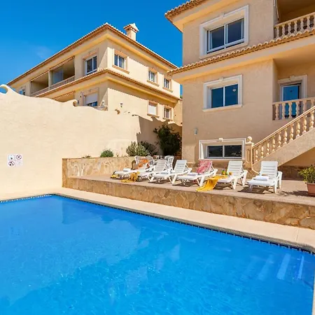 Villa Novamar A *